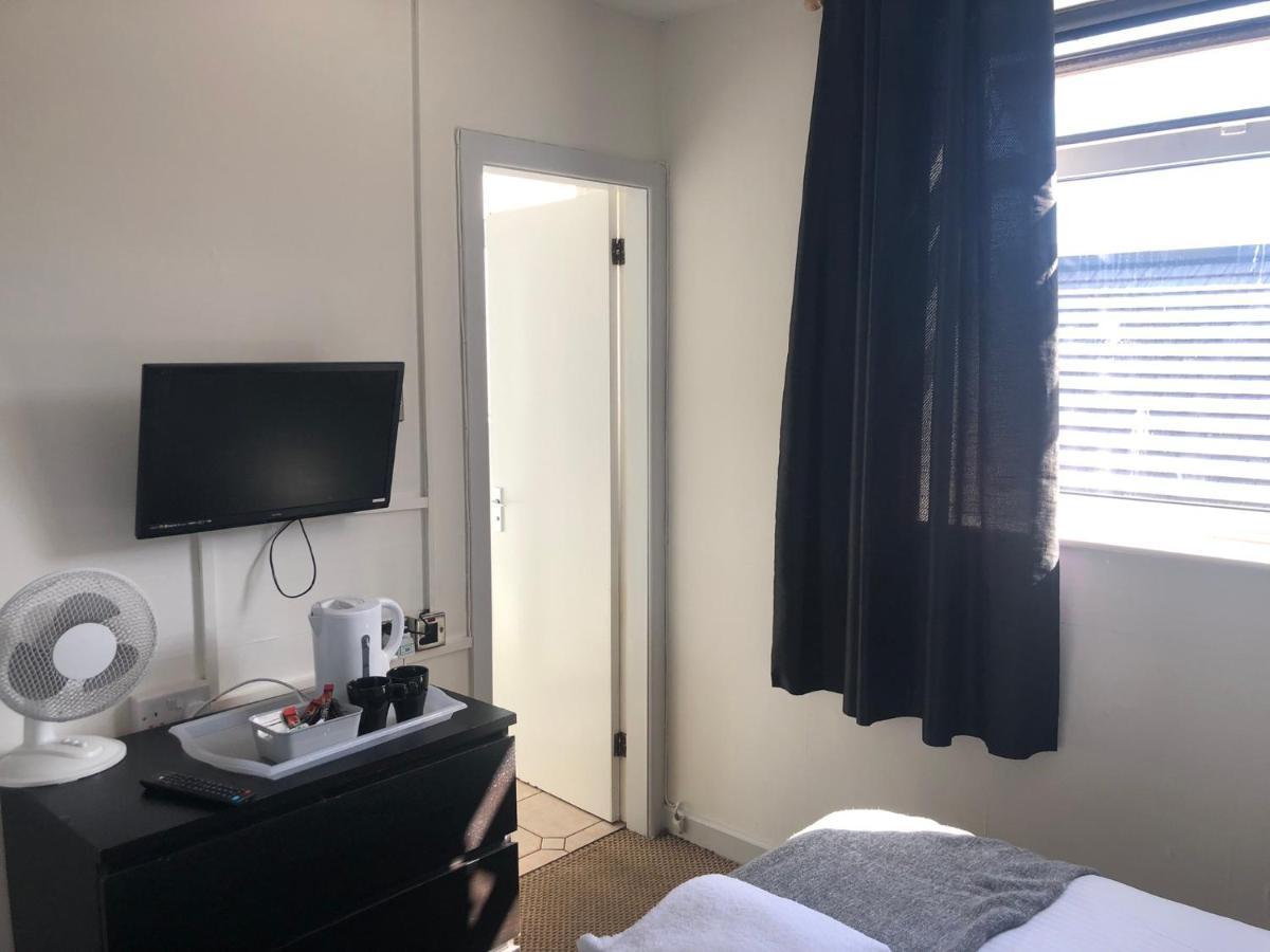 Ultimate Family Guest House 블랙풀 외부 사진