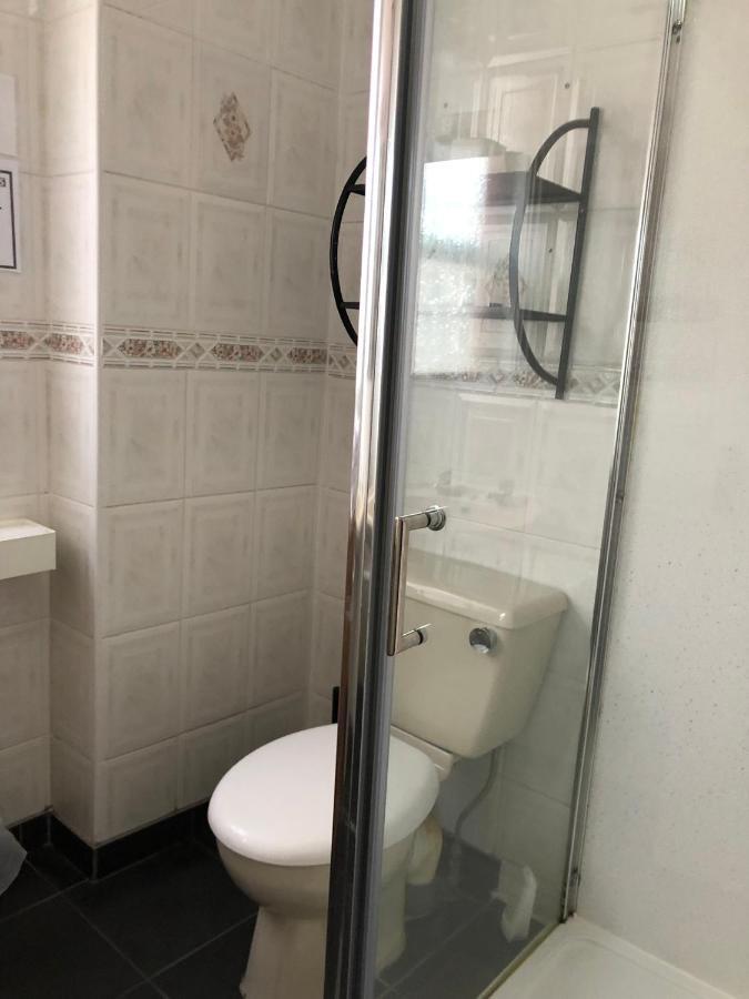 Ultimate Family Guest House 블랙풀 외부 사진