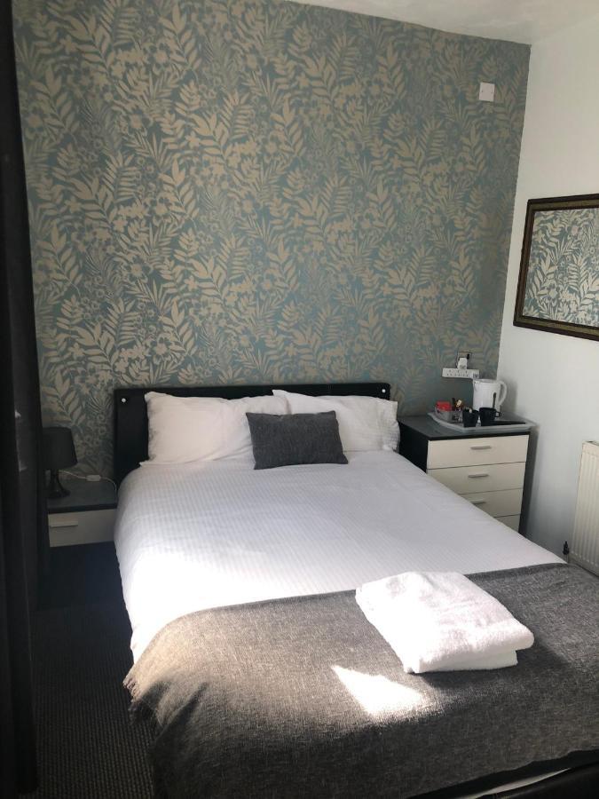 Ultimate Family Guest House 블랙풀 외부 사진
