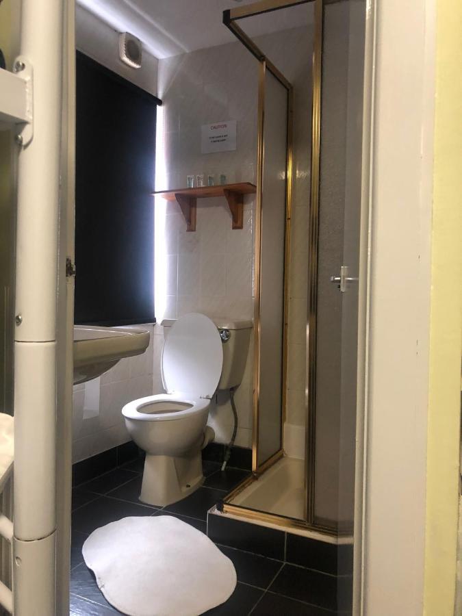 Ultimate Family Guest House 블랙풀 외부 사진